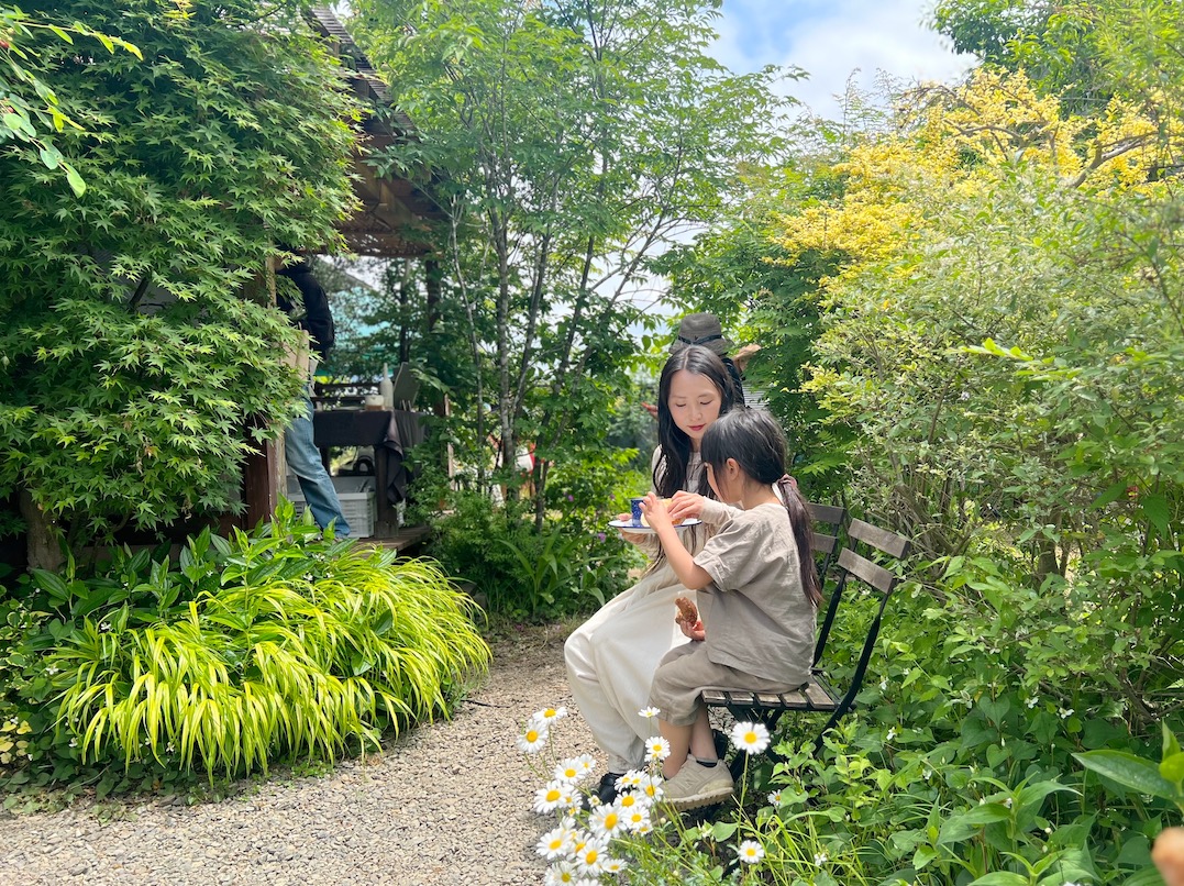 53E9C360-FC56-4636-ADED-73FB1BFC573E